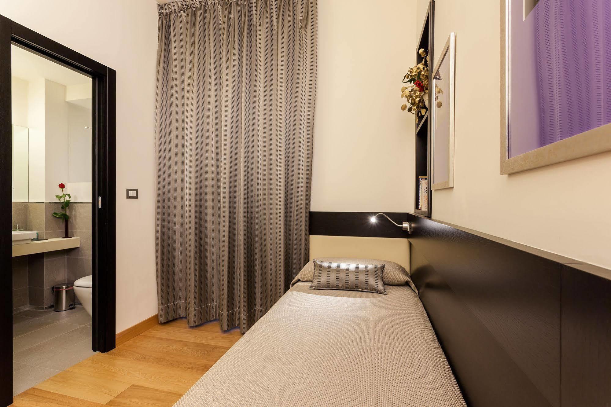 Domus Best Guest House Rom Exteriör bild